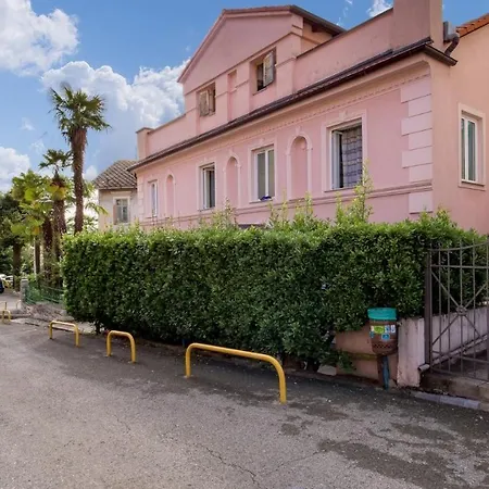 Rona Luxury Skarpina * Opatija